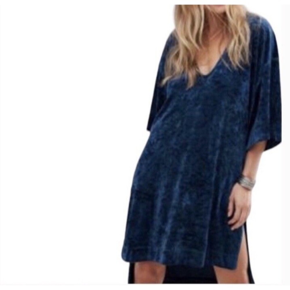 Free People We The Free Jewel Blue Crushed Velvet Oversized V-Neck Tunic Sz XS